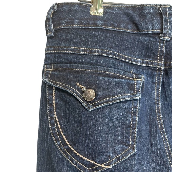 NINE WEST Capri Jeans Women’s sz. 4 (26) Blue Denim Cropped Buttoned Hem - Picture 10 of 10